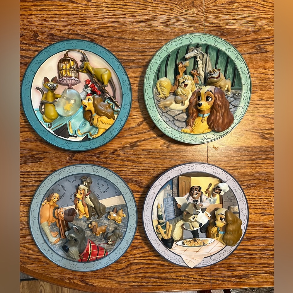 Walt Disney lady in the tramp 3-D porcelain plates.
